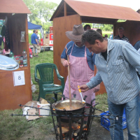 2011-06-26-13-neckyada-gulasfest-pivo-08.jpg
