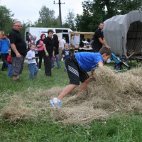 2012-09-11-07-41-42-narozeniny-vodnika-slamy-05.jpg